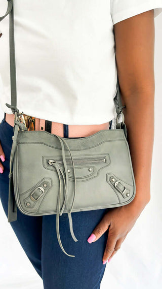 Balenciaga-City-Bag-Gray-Glamorizta