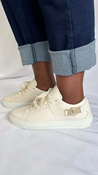 Versace-White-Sneakers-Ladies-Glamorizta