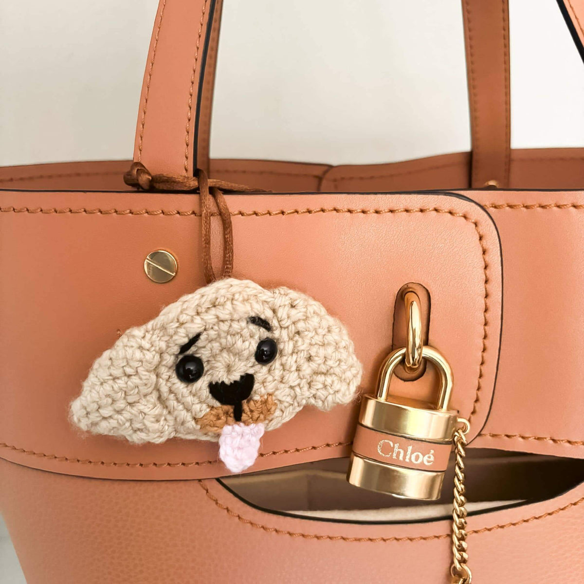 Bag charm Buddy golden retriever