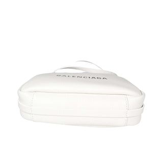 Balenciaga-Logo-Camera-Bag-Glamorizta
