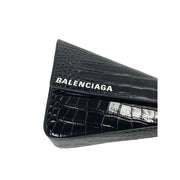 Balenciaga-Triangle-Bag-Glamorizta