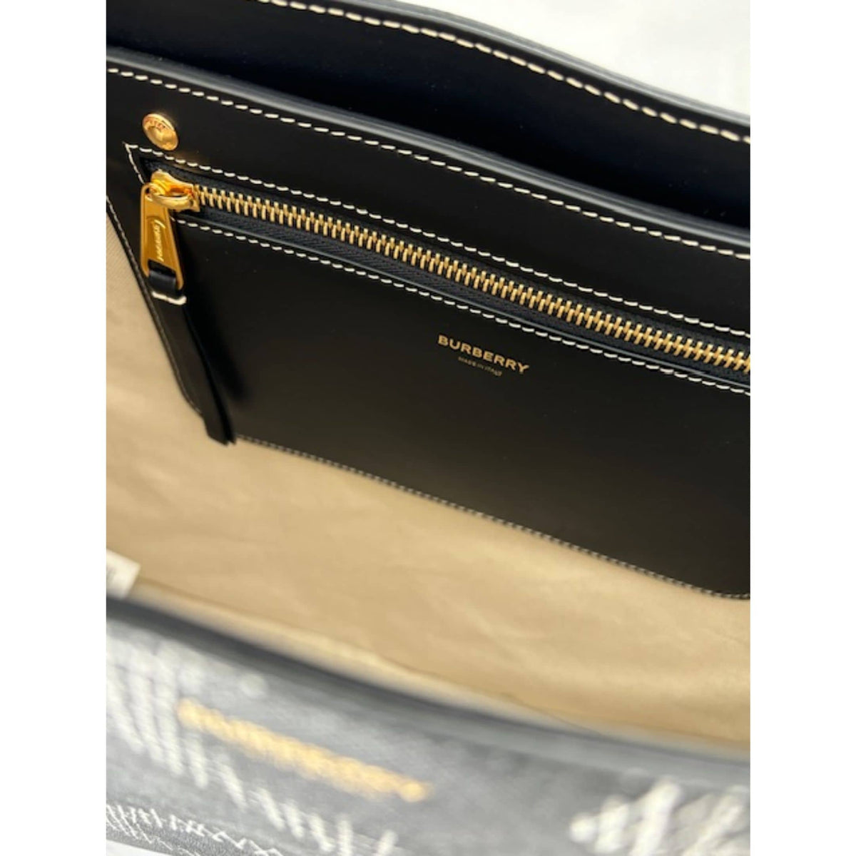 Burberry-tote-bag-monogram-gray