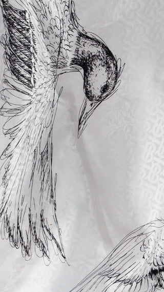 Burberry-Silk-Scarf-Glamorizta