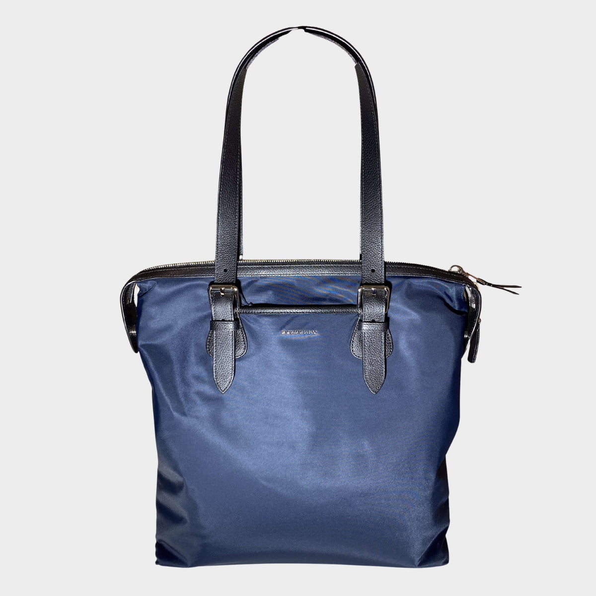 Burberry-Unisex-Tote-Bag-Glamorizta 1.jpgBurberry-Unisex-Tote-Bag-Glamorizta