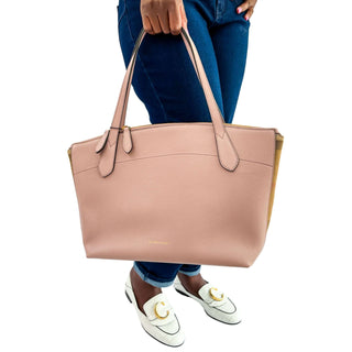 Burberry Welburn Tote bag in pink with house check, canvas and leather