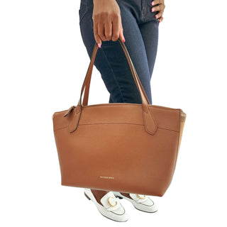 Burberry Tote bag leather and canvas in brown