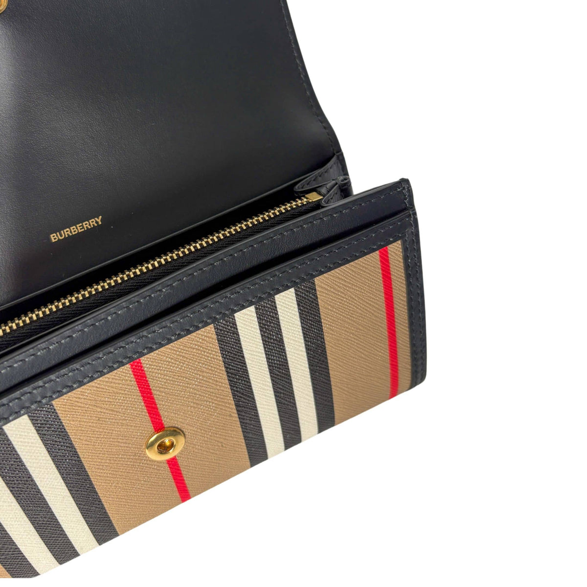 Classic Burberry wallet with housecheck