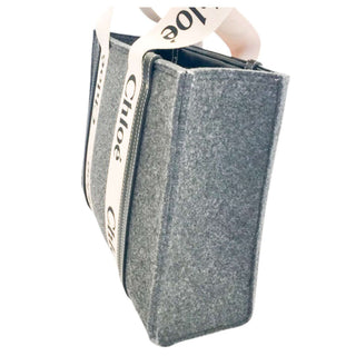 Chloe-Woody-Tote-Bag-grey-with-logo-strap-Glamorizta