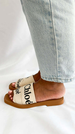 Chloe-Woody-sandals-Beige-Glamorizta