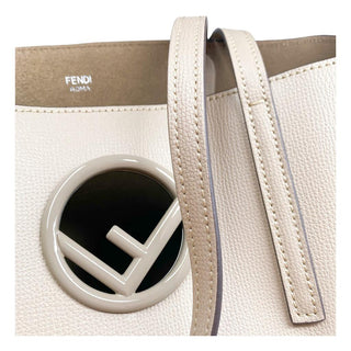 Fendi-Tote-Bag-Glamorizta