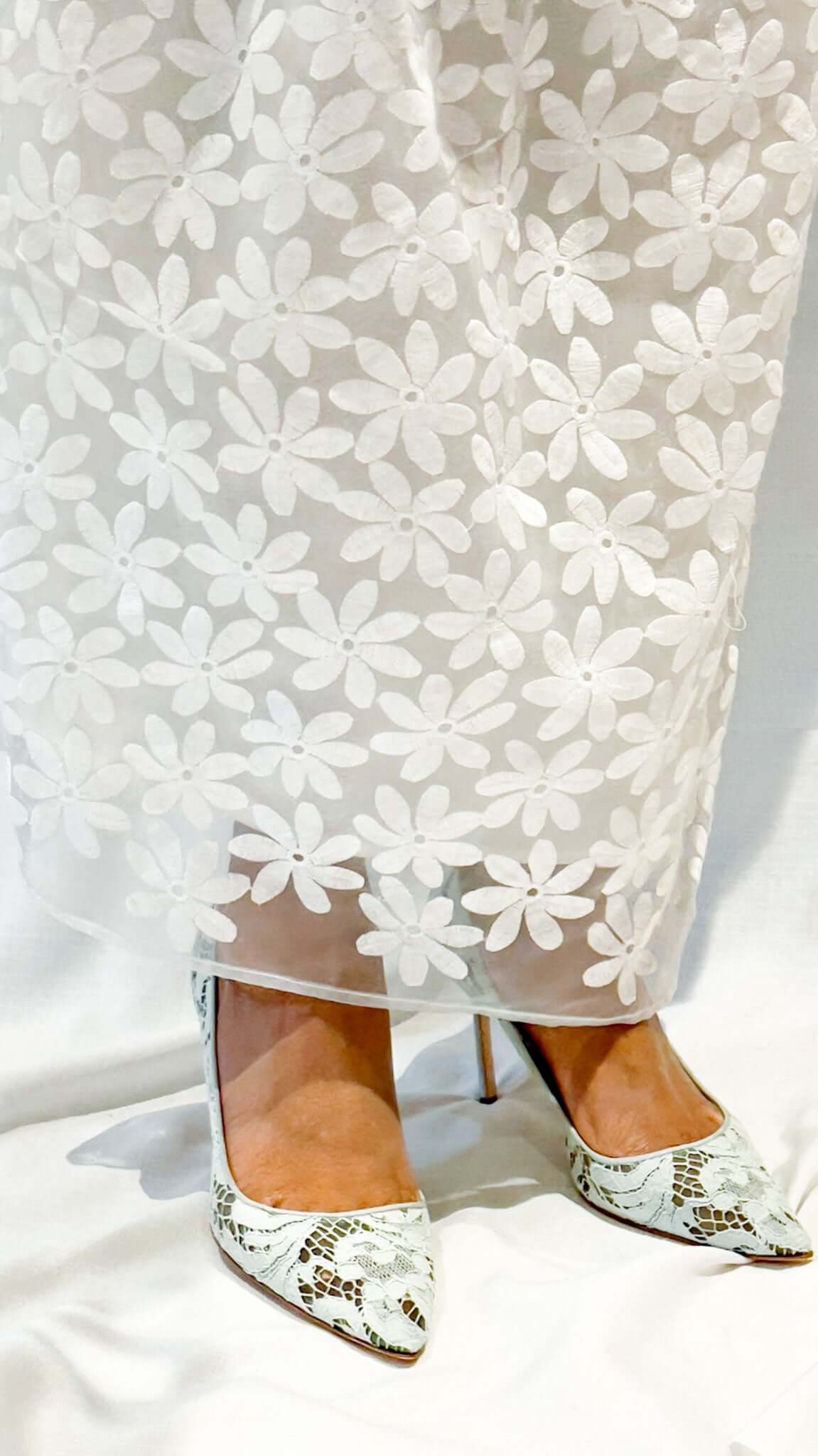 Manolo-Blahnik-BB-Lace-high-heel-shoes-turquoise-Glamorizta