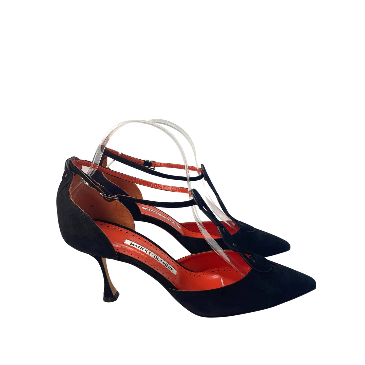 Manolo-Blahnik-Faghira-black-suede-heels-Glamorizta
