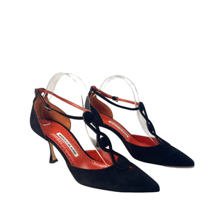 Manolo-Blahnik-Faghira-black-suede-heels-Glamorizta