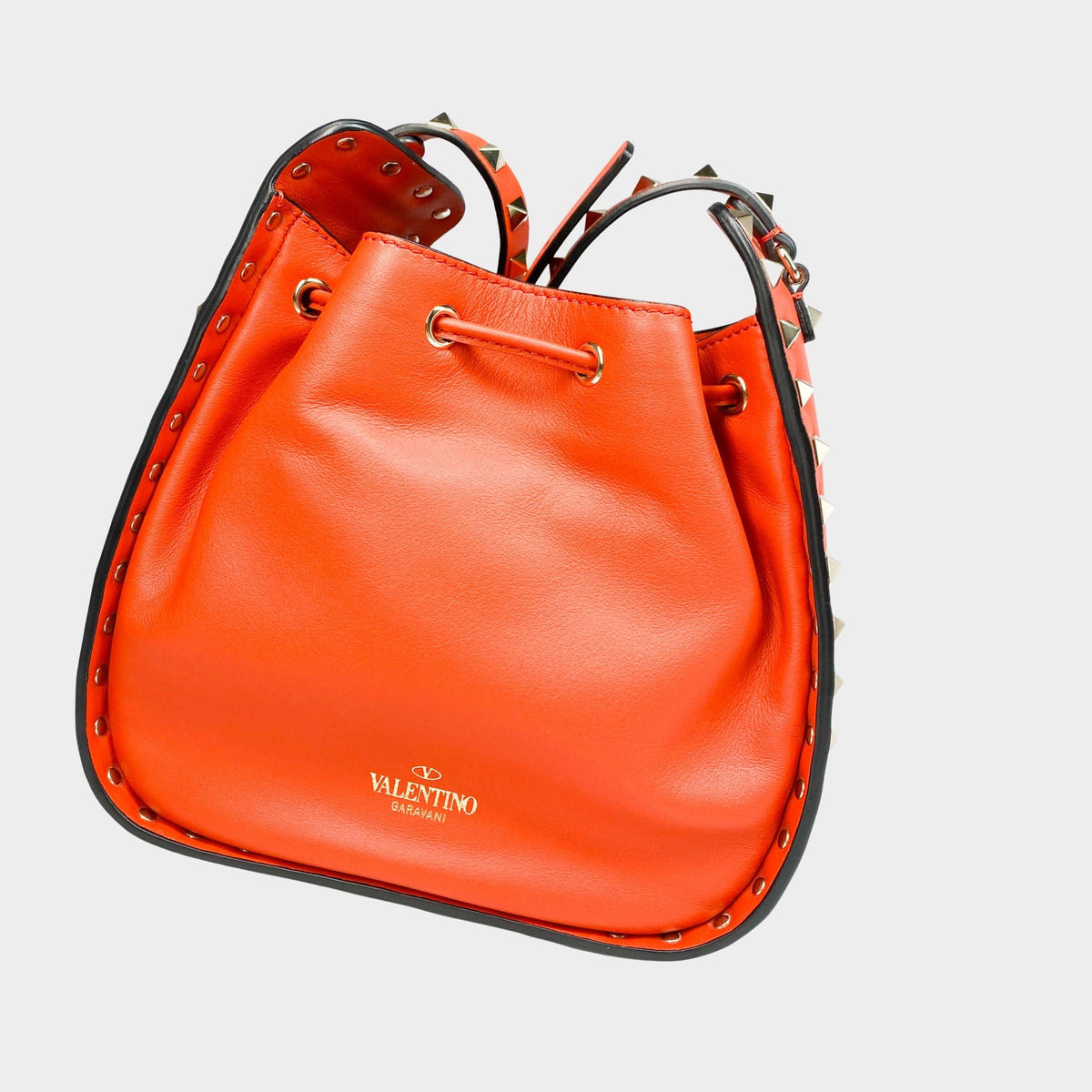 Valentino Bucket bag in orange with rockstuds