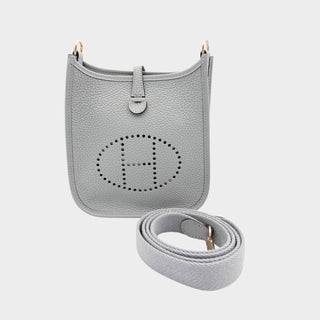Hermès Evelyne Amazone 16 in Gris Patin — front view showcasing Clemence leather and iconic perforated H logo